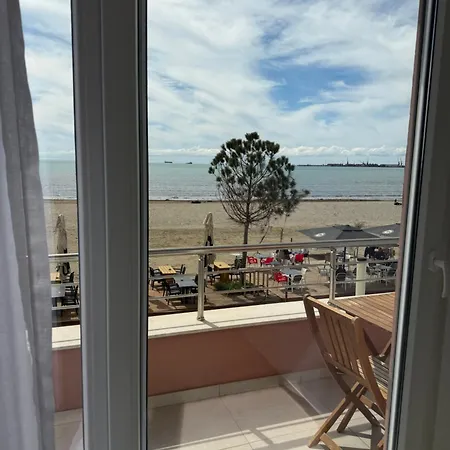 Nicola Apartment Durrës