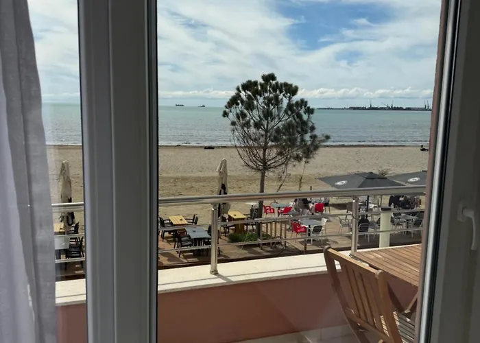 Nicola Apartment Durrës